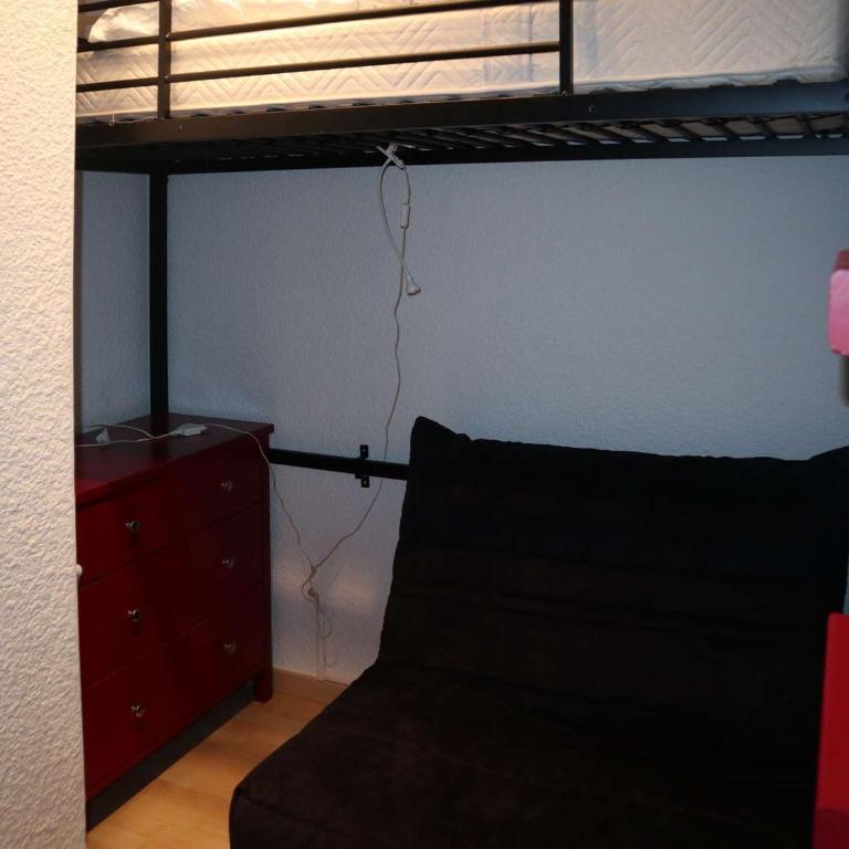Studio skis aux pieds, centre station Les Orres 1650, 4 pers - FR-1-322-637 - Estudio - 8