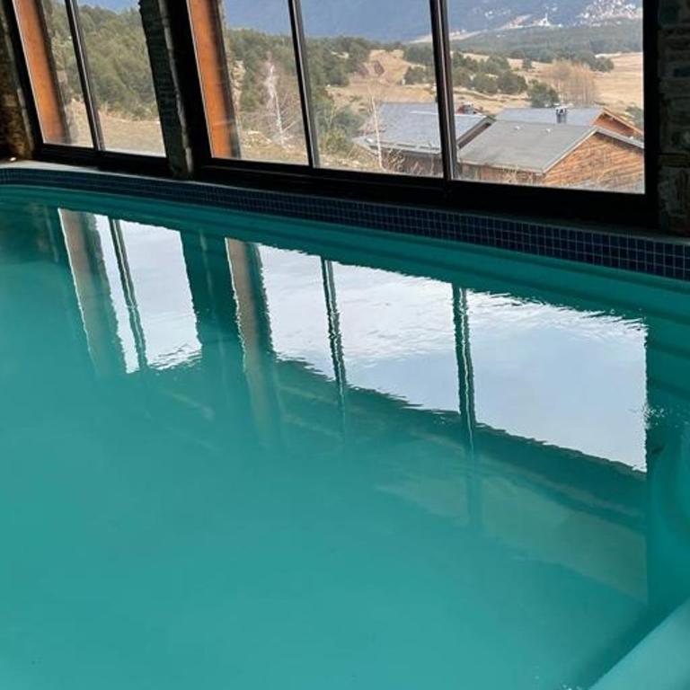 Chalet des Jonquilles - Magnifique maison avec piscine - Six-Bedroom House - 32