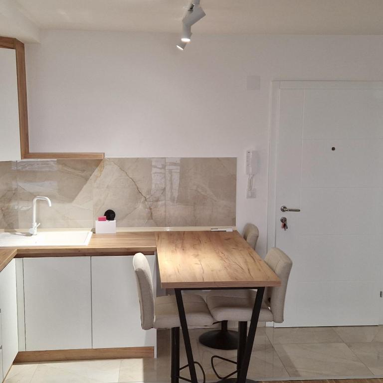 MB LUX Residence - Apartman sa 1 Spavaćom Sobom - 8