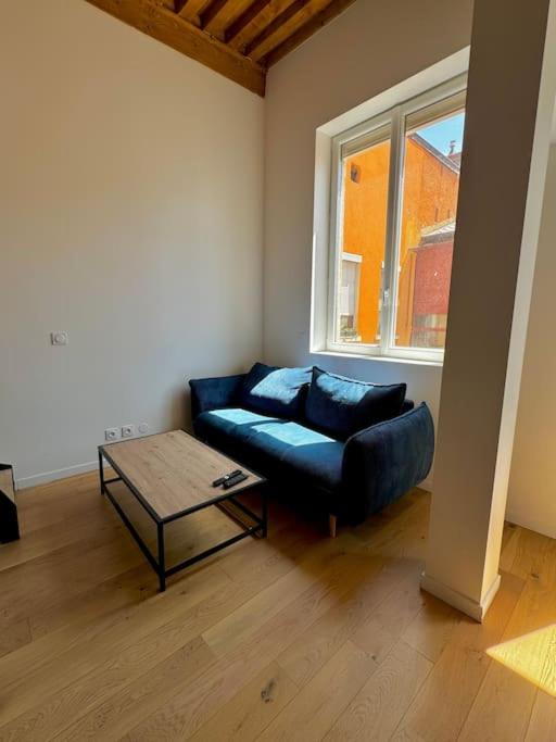 Charmant T3 - Place Colbert - Lyon Centre - Appartement 2 Chambres - 32