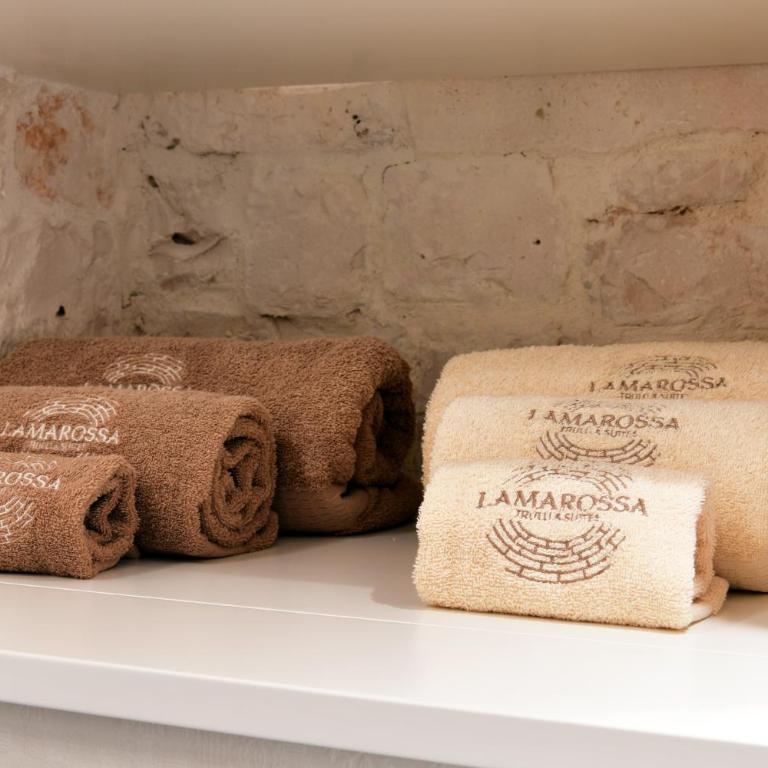 Lamarossa Trulli & Suites - Camera Familiare Superior - 7