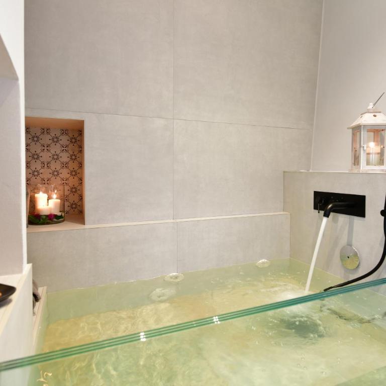 Lamarossa Trulli & Suites - Camera King Superior - 16