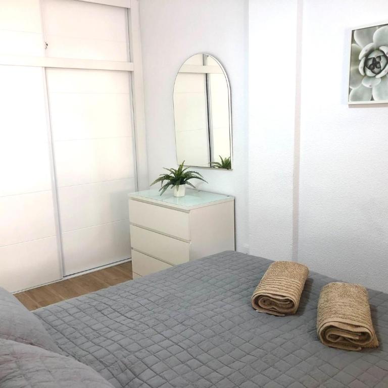 Apartamento Claudia en Lago Santiago con piscina - One-Bedroom Apartment - 17