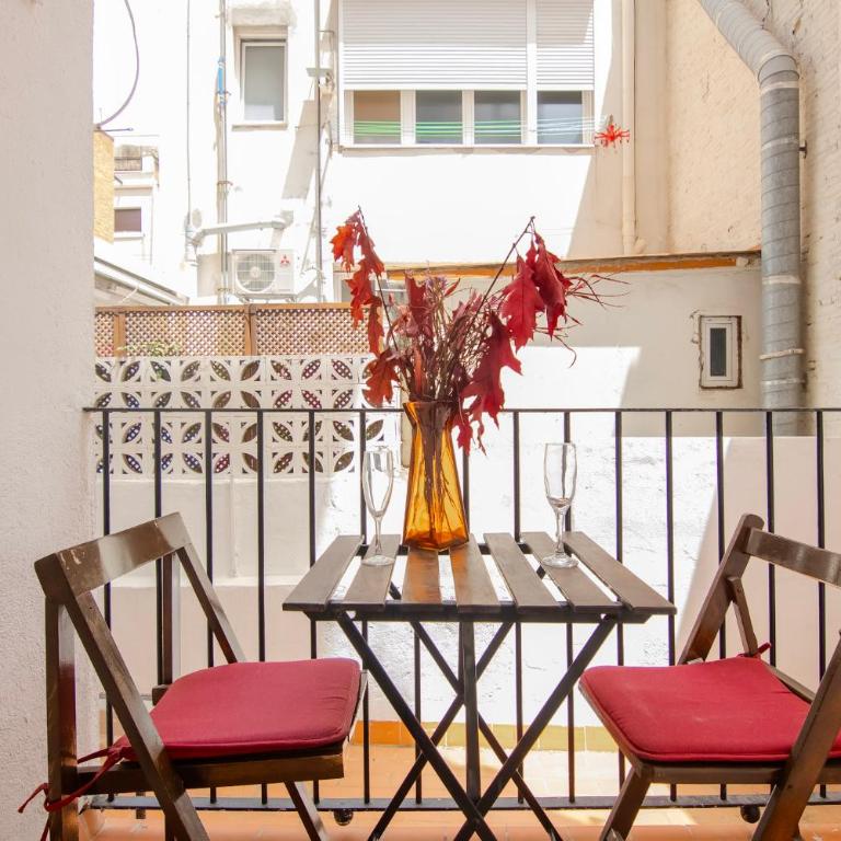 Pedrera - Gràcia - Two-Bedroom Apartment - Carrer de Torrijos, 12 - 5