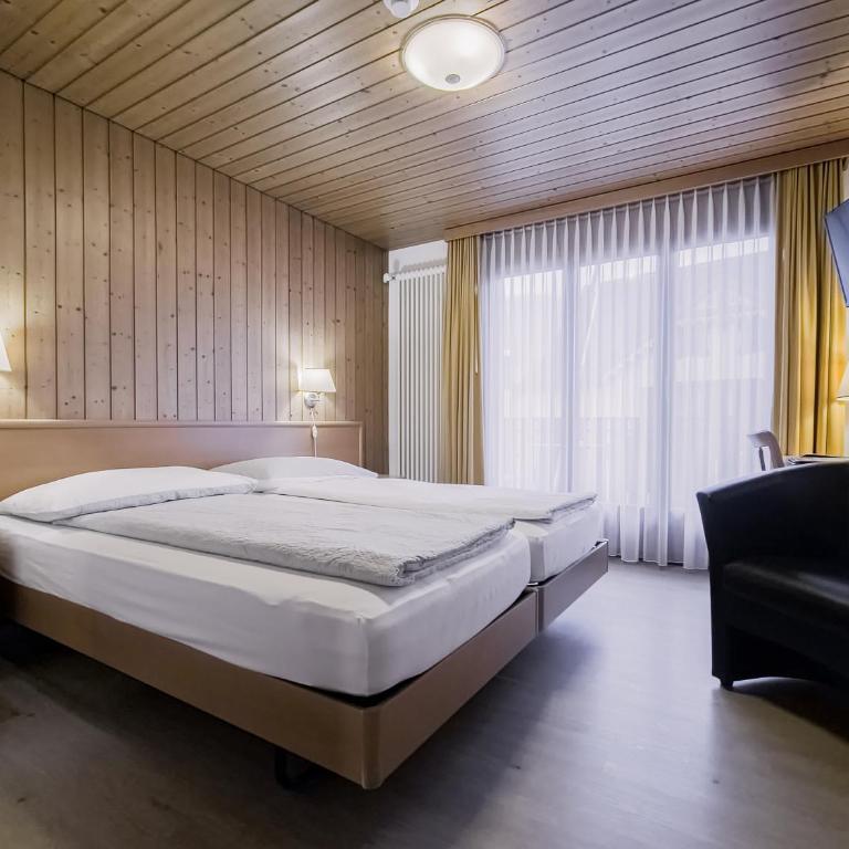 Hotel Rössli - Habitación Doble con balcón - 2