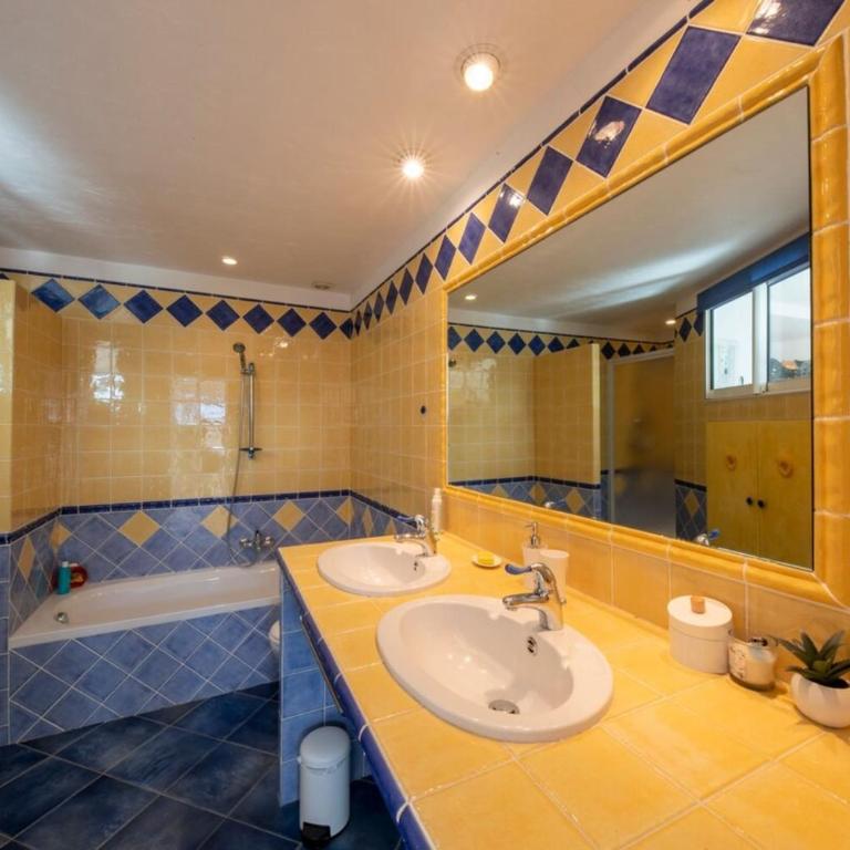 06C-Villa for 8 persons with pool near Nice - Villa - 39