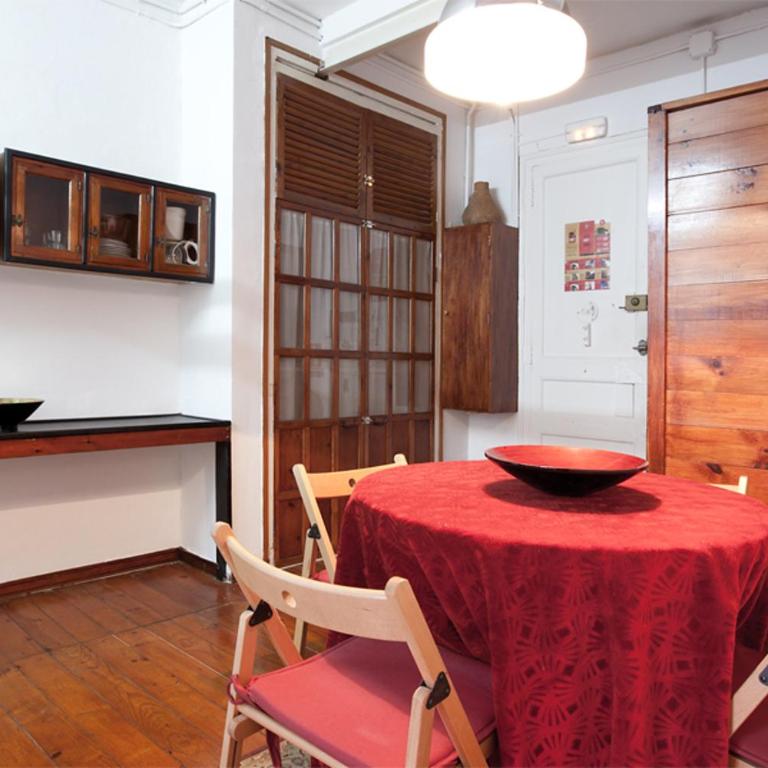 Pedrera - Gràcia - One-Bedroom Apartment - Carrer de Torrijos, 12 - 5