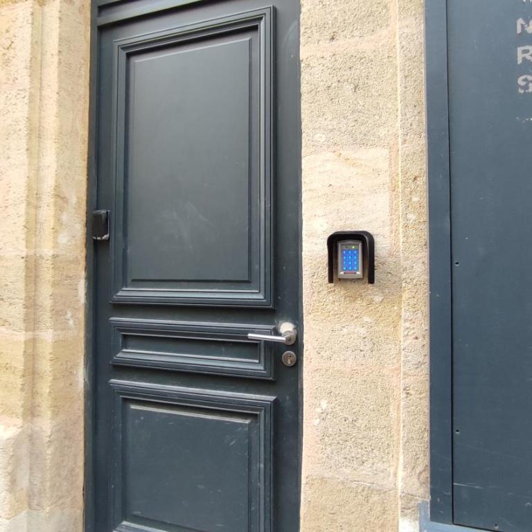 Appartement quartier Chartrons avec climatisation - Apartamento de 1 dormitorio - 11