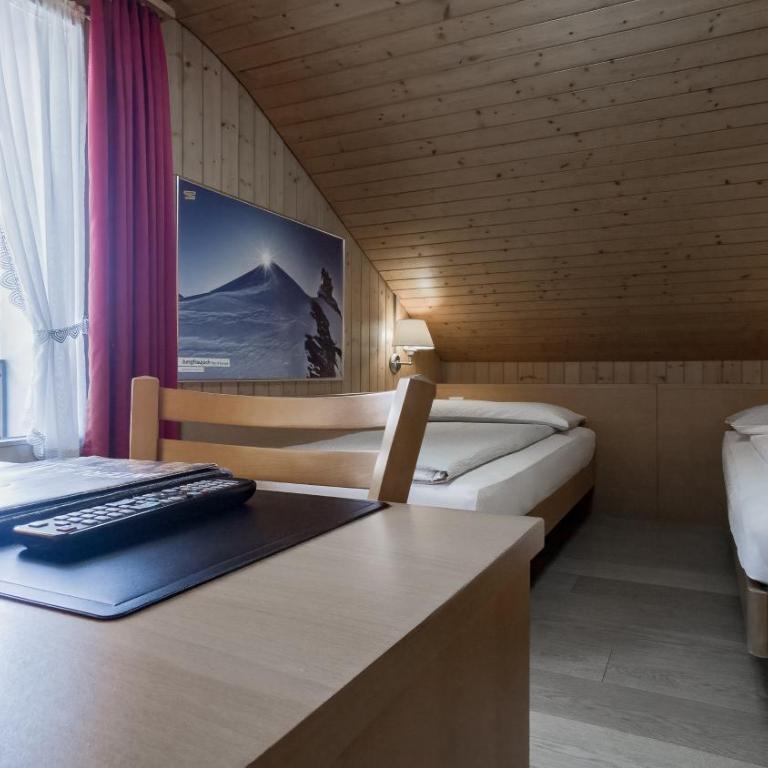 Hotel Rössli - Habitación Doble Económica - 1 o 2 camas - 2