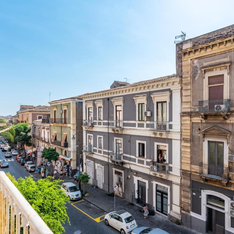 GuestHost - Elegant Apartment near Castello Ursino - One-Bedroom Apartment - 13