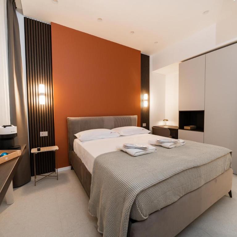 Ypnos Rooms - Camera Deluxe - 2