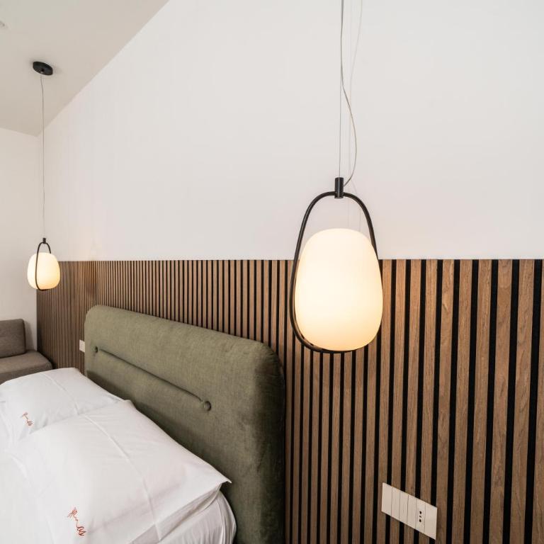 Ypnos Rooms - Camera Tripla Deluxe - 4