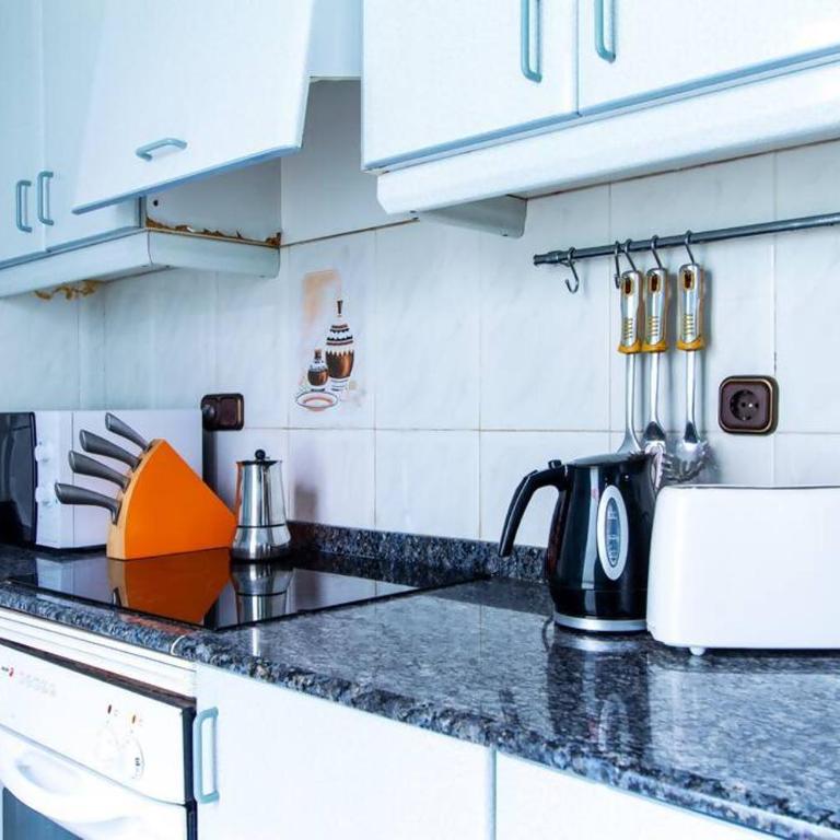 Estudio para parejas con WIFI en la playa - Studio Apartment - 10