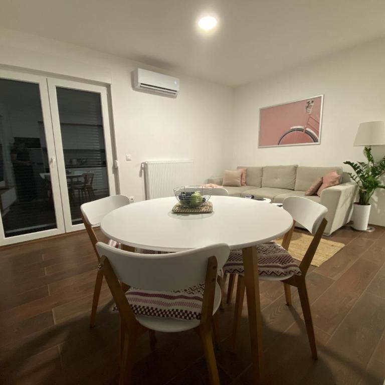 LadyDi apartman - Apartman sa 2 Spavaće Sobe - 3