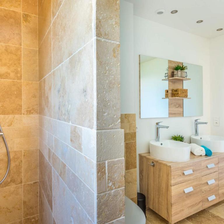Villa Mas des Lavandes by Villa Plus - Villa - 22