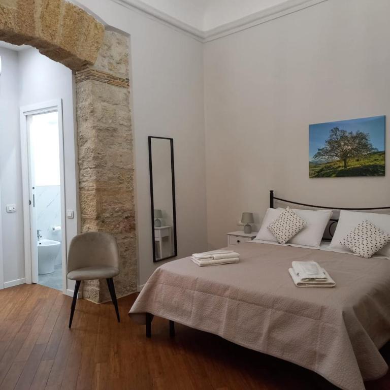 Residenza del Massimo - Family Room with Balcony - 1