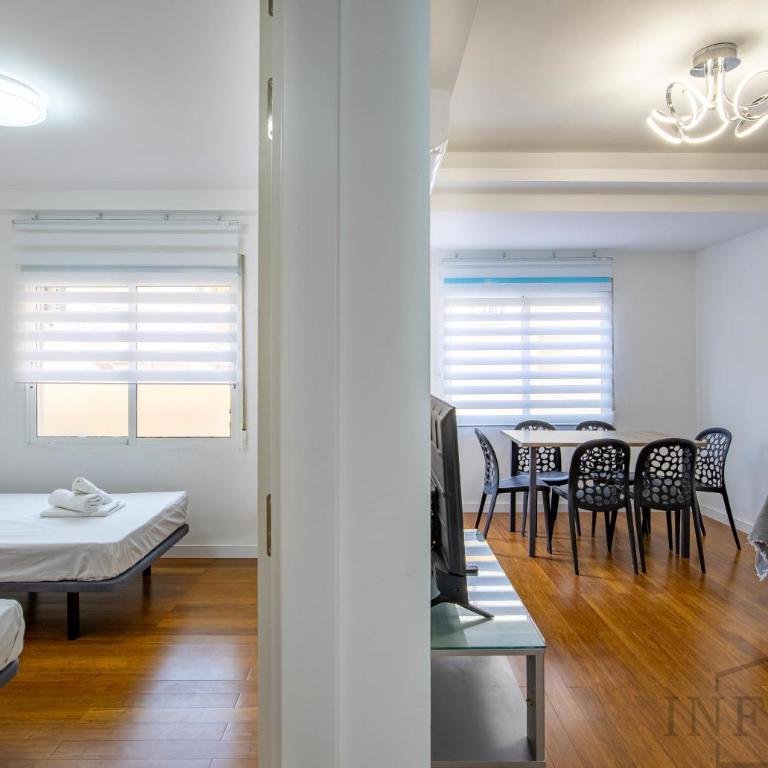 Marysol Inftour - Three-Bedroom Apartment - 2