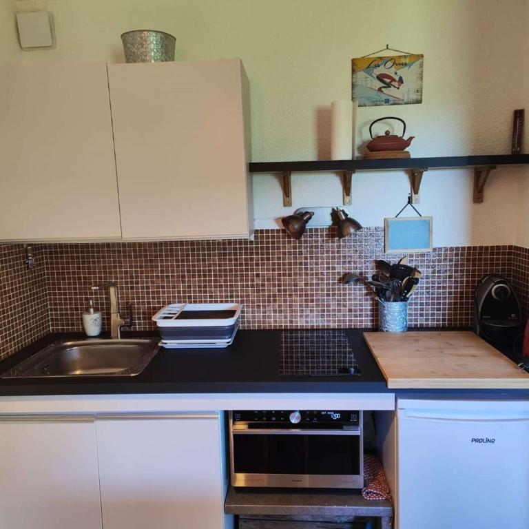 Appartement rénové 6 pers, balcon, ski aux pieds, centre station - FR-1-322-462 - Apartment - 13