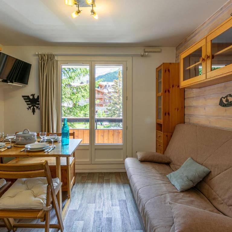 Studio rénové avec balcon, parking et proche pistes à Val-d'Isère - FR-1-694-287 - Studio - 3