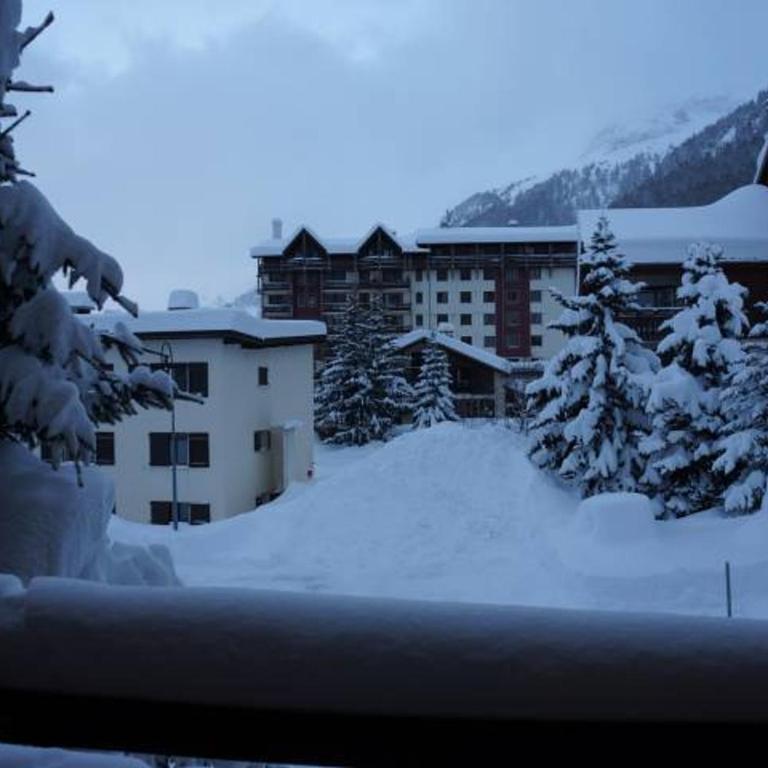 Studio rénové avec balcon, parking et proche pistes à Val-d'Isère - FR-1-694-287 - Studio - 8