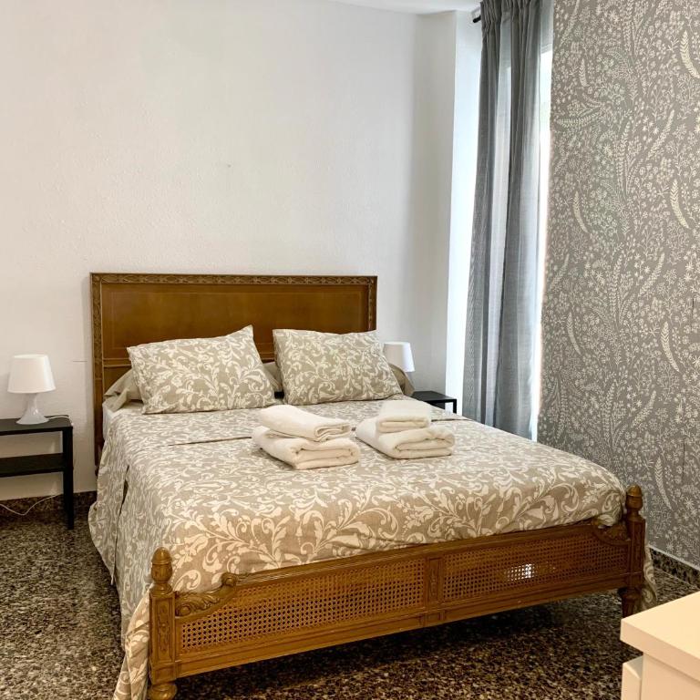 Centrally-Located, Spacious Flat at Historic Centre & short walk to Beach - Apartamento de 3 dormitorios - 13