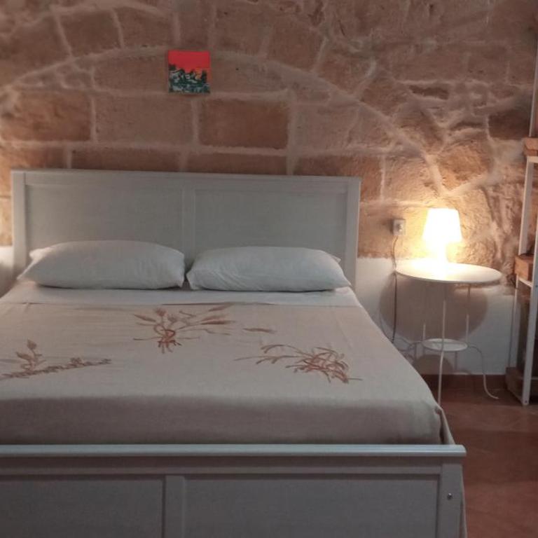 Palazzo Saraceno apartments-Antico Rifugio - One-Bedroom Apartment with Terrace - 2