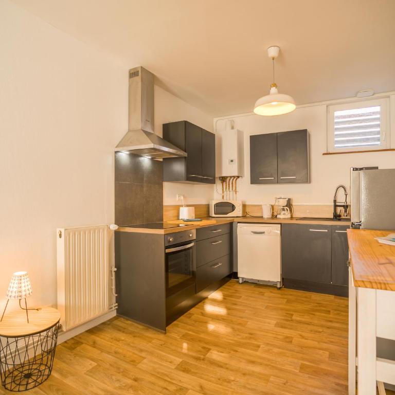 Duplex Pasteur - Chambre 2 - Chambre Privée - Chambre Double avec Salle de Bains Commune - 13