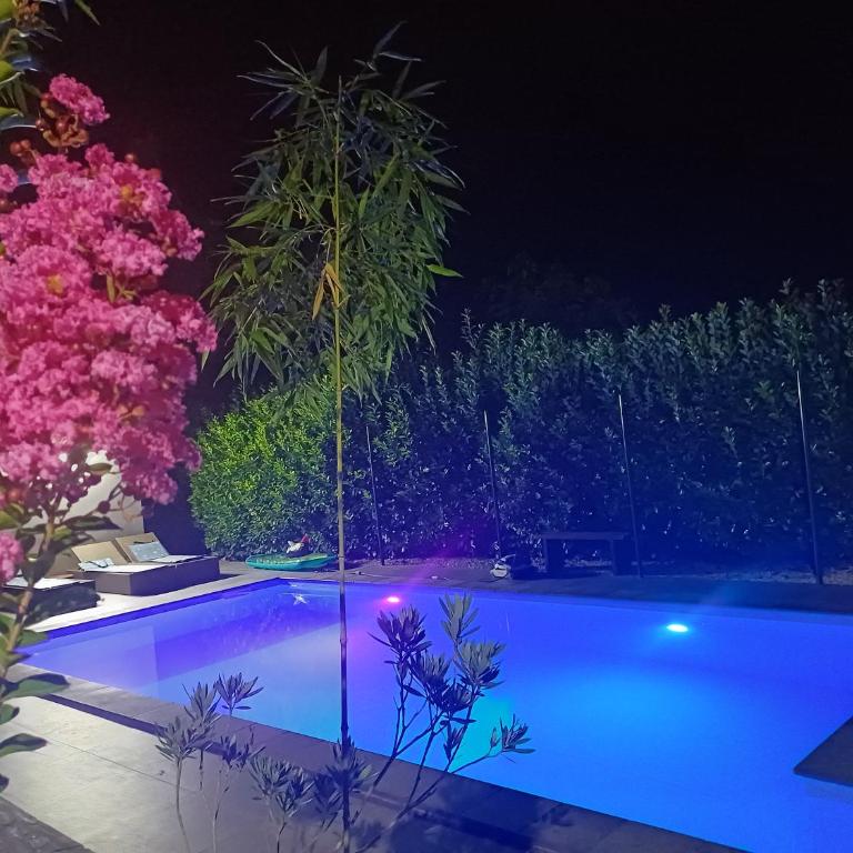 Holiday Home Edi - Two-Bedroom Townhouse - 6