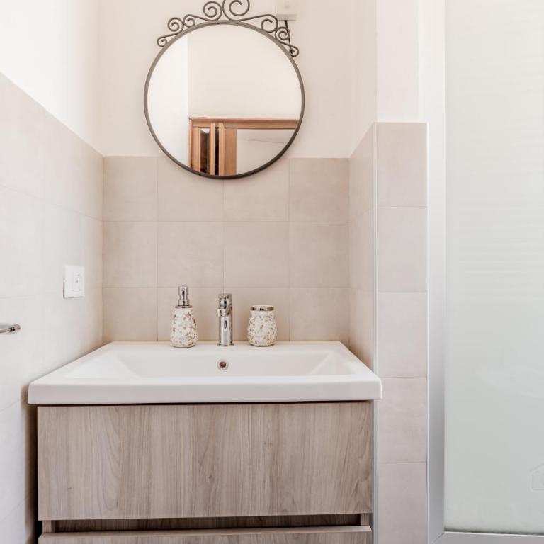 Sofia guest house - Camera Matrimoniale con Bagno Privato - 11