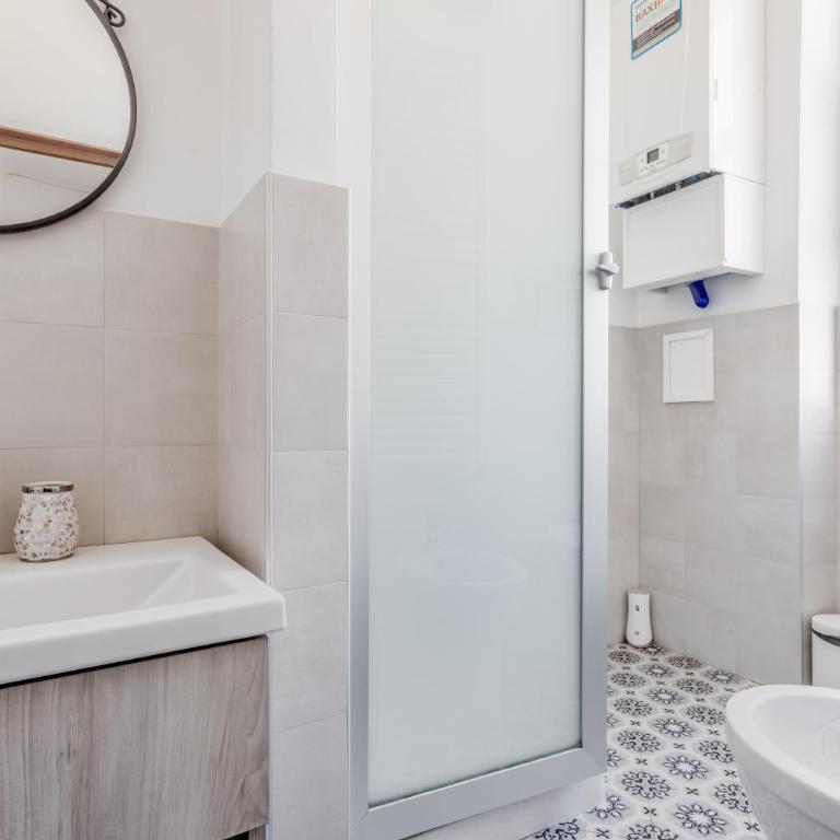 Sofia guest house - Camera Matrimoniale con Bagno Privato - 12