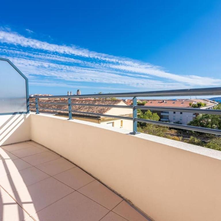 Appt 120m2 Vue mer 2 min du centre - Appartamento con 3 Camere da Letto - 5