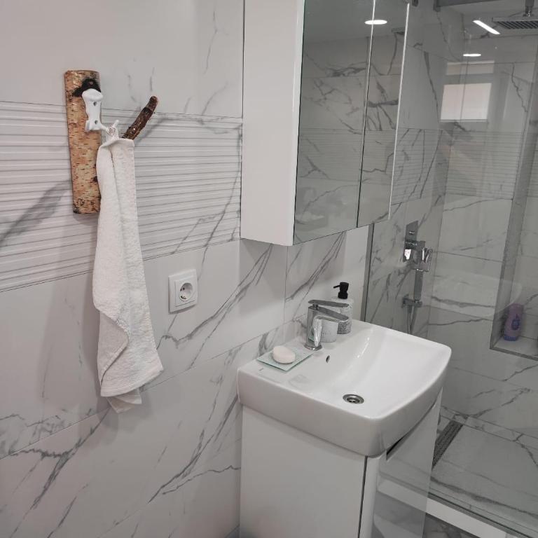 Centar SPACE Sarajevo - One-Bedroom Apartment - 26