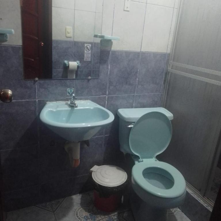 Hostal Sendero de Volcanes - Habitación Doble con baño compartido - 2 camas - 8