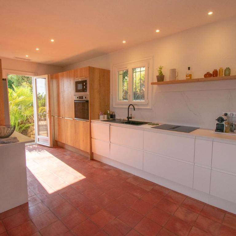 Villa Le Soleil Bleu - Piscine - Jardin - Villa avec Piscine Privée - 13