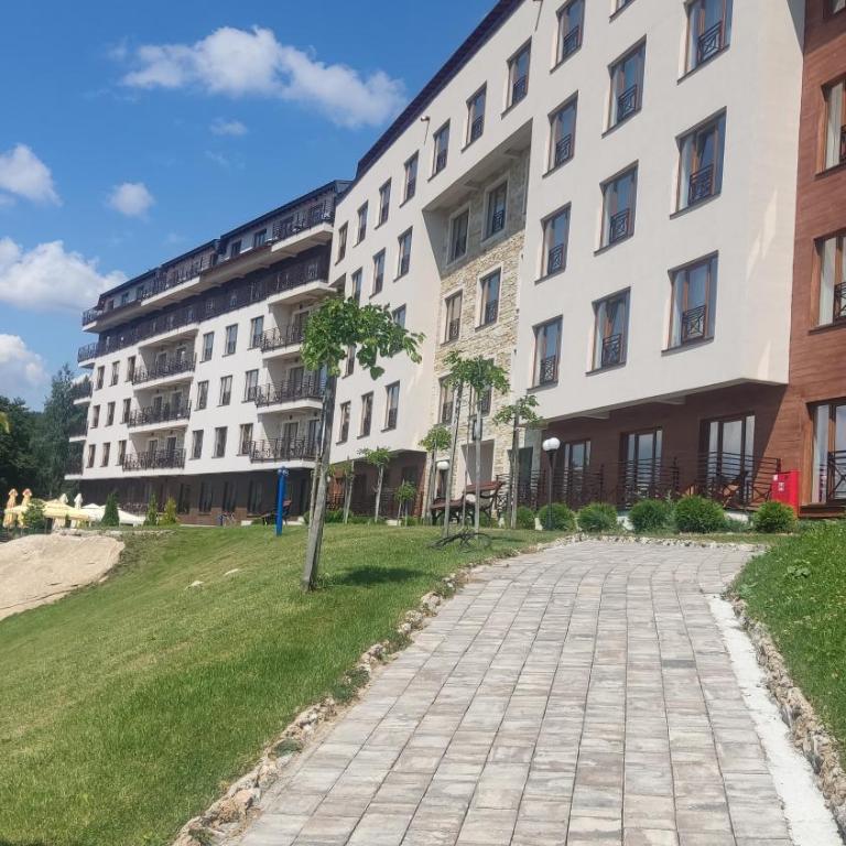 La Vie En Rose - Milmari Resort - One-Bedroom Apartment - 20