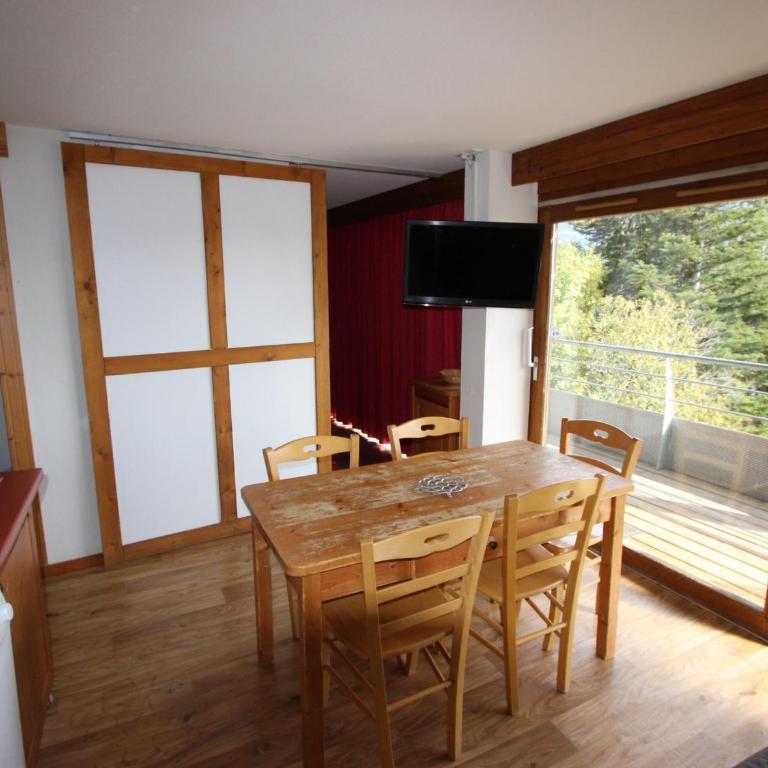 Appartement 6 personnes à Chamrousse, sud exposé, 2 chambres - FR-1-549-124 - Apartment - 11