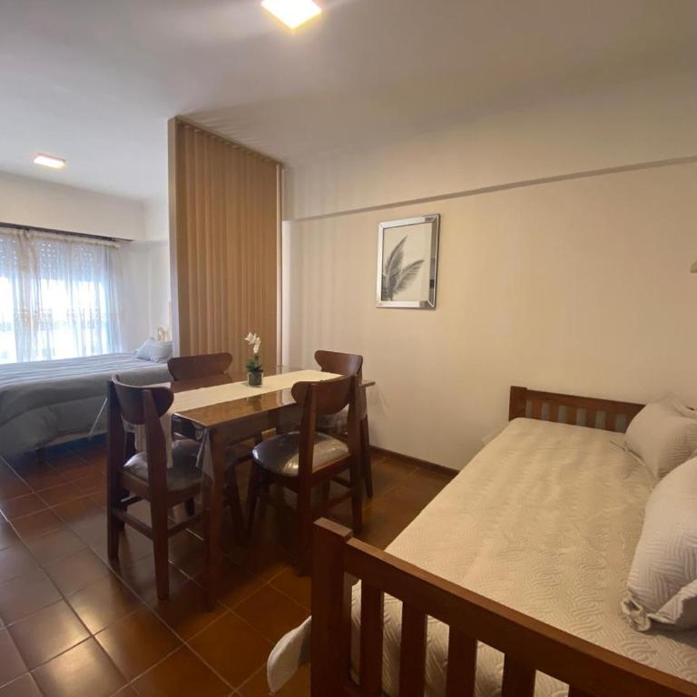 Cálido y céntrico monoambiente - Apartamento de 1 dormitorio - 12