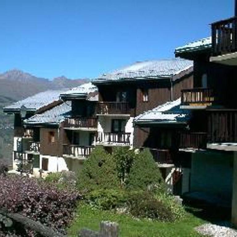 Appartement rénové proche Paradisio, 200m des pistes, balcon, TV - Apartamento de 1 dormitorio - 4