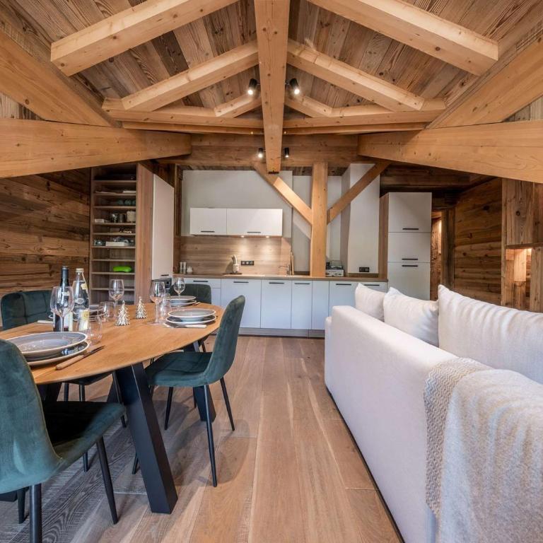 Duplex Ski in/out 5 pers, 2 ch, 3 sdb, Balcon, WIFI - Courchevel 1650 - FR-1-631-208 - Apartment - 2