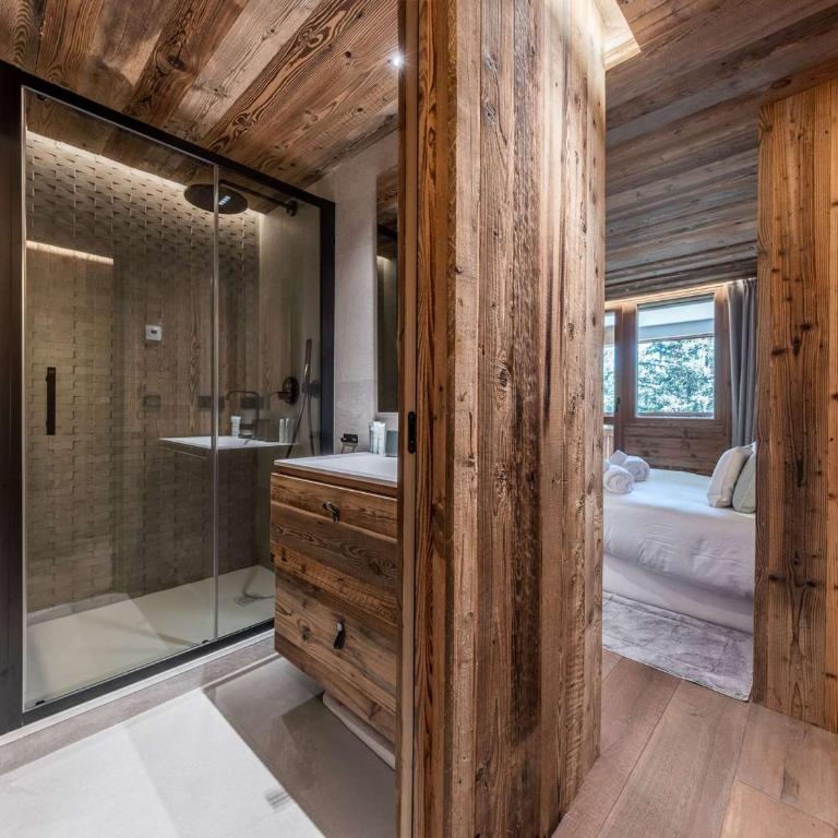 Duplex Ski in/out 5 pers, 2 ch, 3 sdb, Balcon, WIFI - Courchevel 1650 - FR-1-631-208 - Apartment - 5