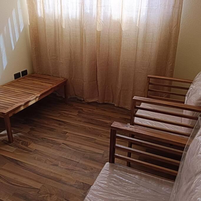 Sector residencial y muy tranquilo, Sector Tierra Viva - Casa de 3 dormitorios - 38