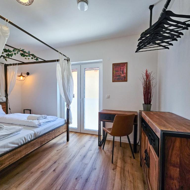 BETTER l industriaI apartment l Heimkino - Apartment mit 3 Schlafzimmern - 26