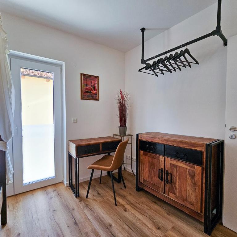 BETTER l industriaI apartment l Heimkino - Apartment mit 3 Schlafzimmern - 28