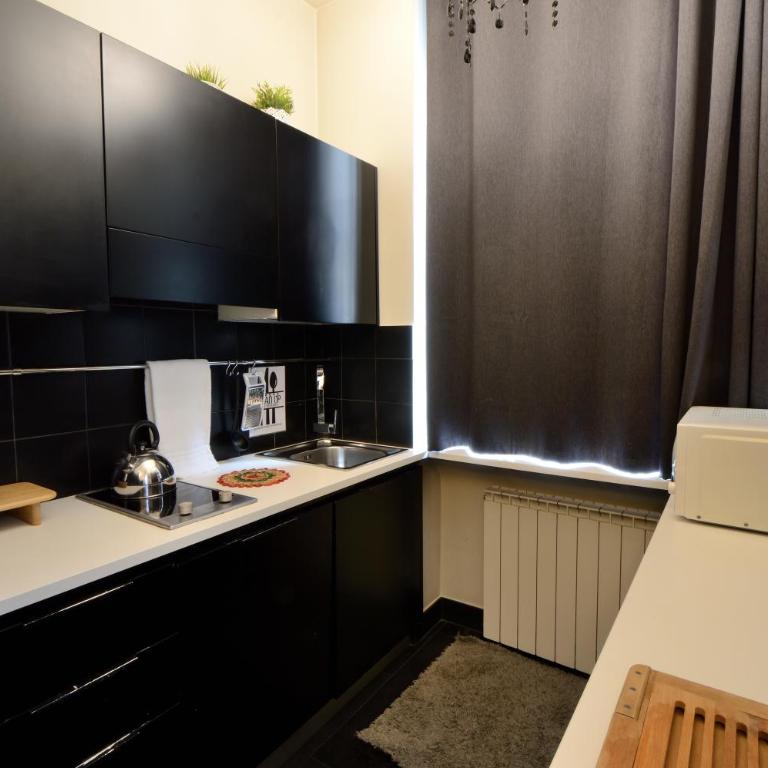 Stupendo Appartamento di Design a tema America- Potente Wi-Fi Ottimo il collegamento con Aeroporto di Malpensa e Rho Fiera, vicino alla Metro - Appartamento con 1 Camera da Letto - 10