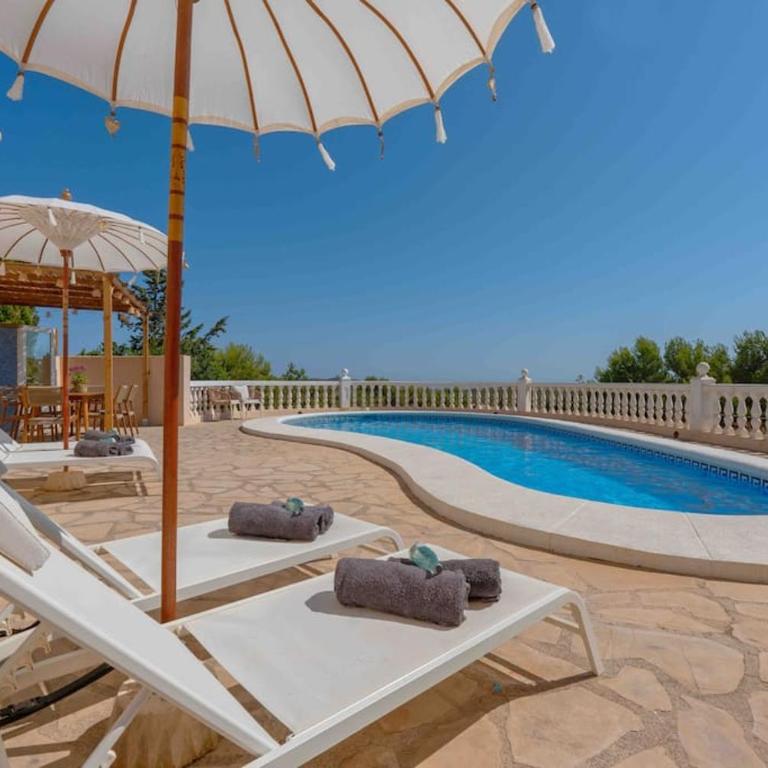 Casa Las Dunas - Three-Bedroom Apartment - 1