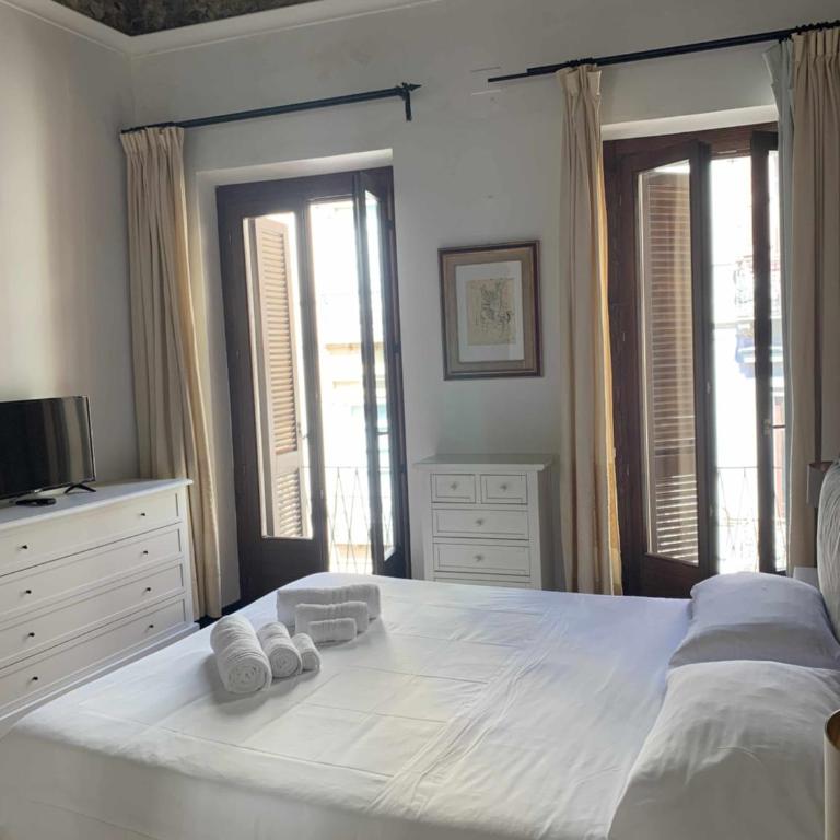 C&O Savoia Deluxe Rooms - Camera King con Balcone - 1