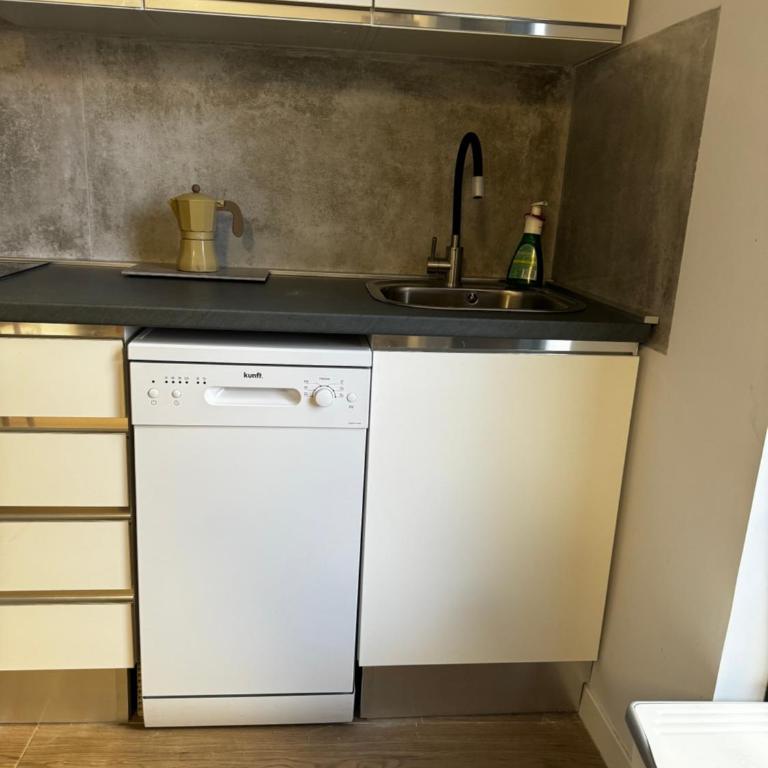 Exyca Castellana - One-Bedroom Apartment - 4