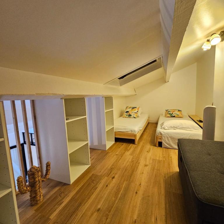 Frontignan petite maison coquette 30 m2 à 100 m de la plage - Maison 2 Chambres - 6