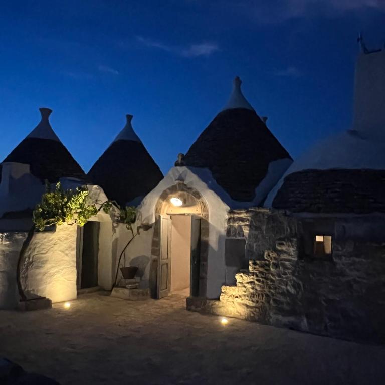 Trulli Pace 1879 Martina Franca - Three-Bedroom Villa - 10