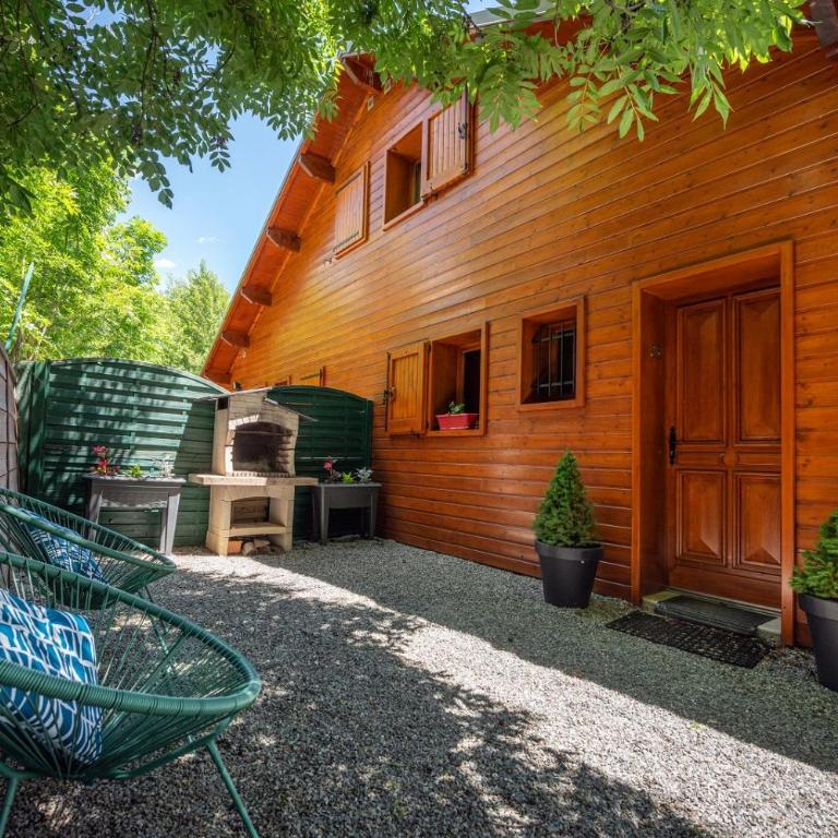 Chalet avec vue à 700m des pistes de Serre-Chevalier - Appartement 3 Chambres - 4
